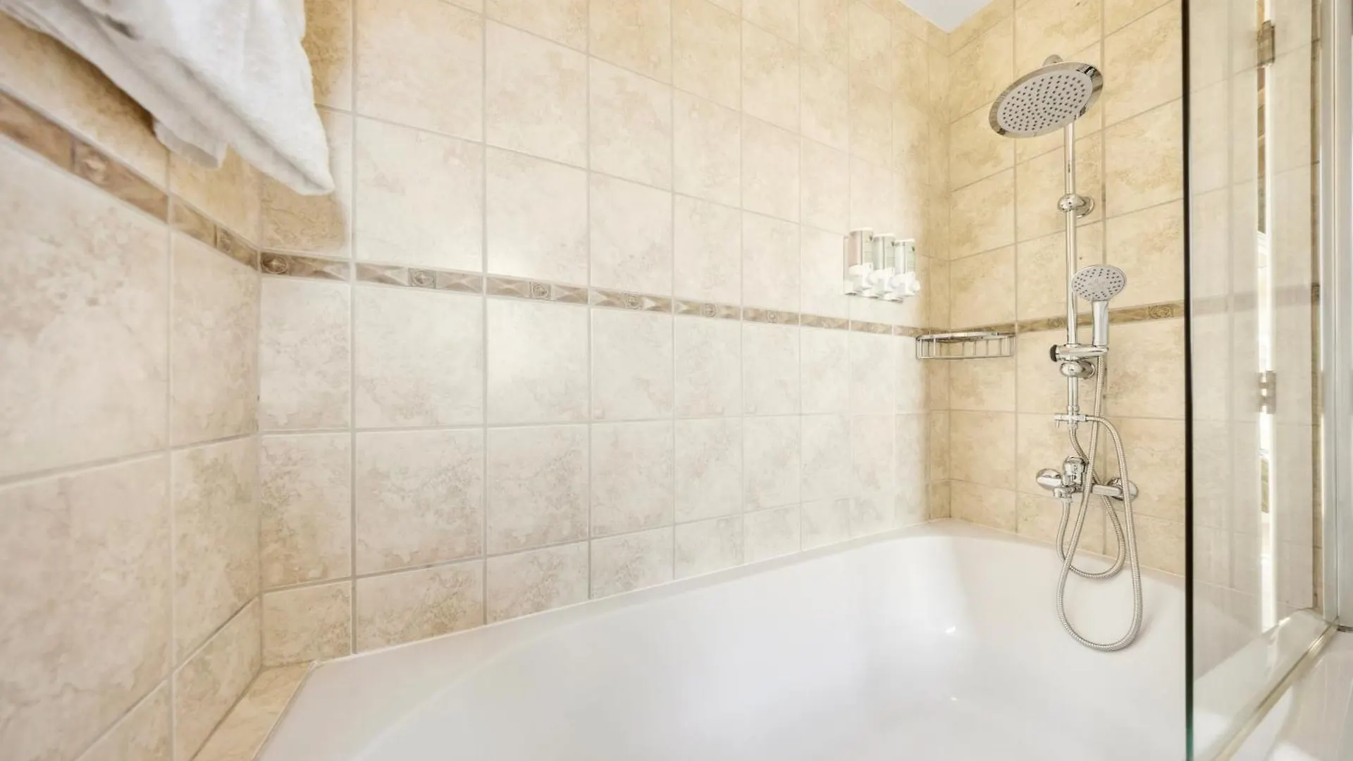 3Br W Sea View 1 Min To Beach Fully Equipped Palm Beach